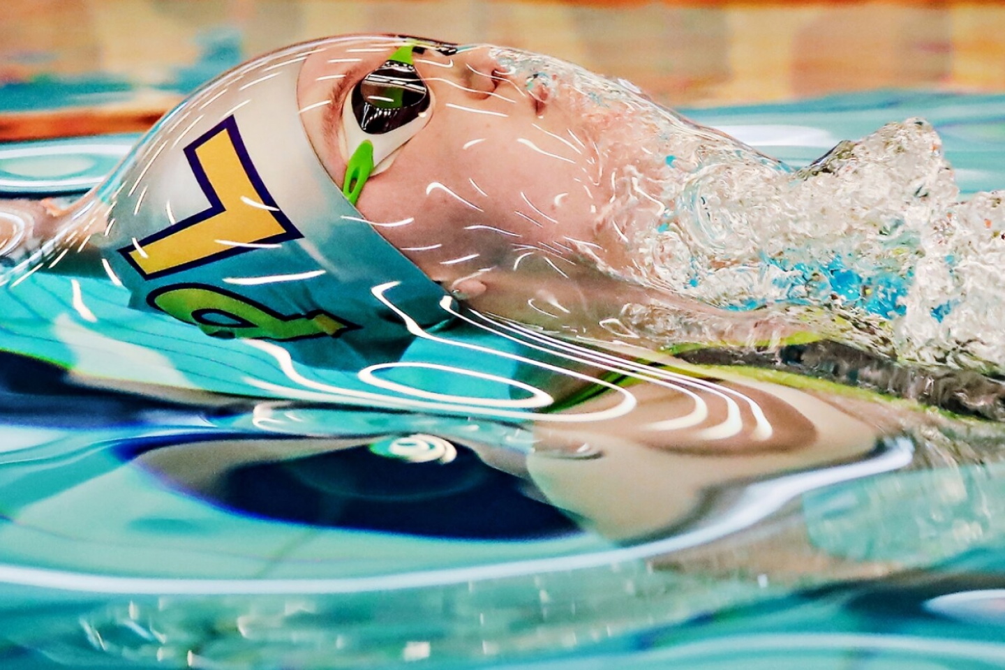 «Пузырь». Замечательная работа в категории "Спорт в действии". Хани Осрин участвует в заплыве на 50 метров на спине среди женщин во время Эдинбургских международных соревнований по плаванию. Фото: © Ian Macnicol