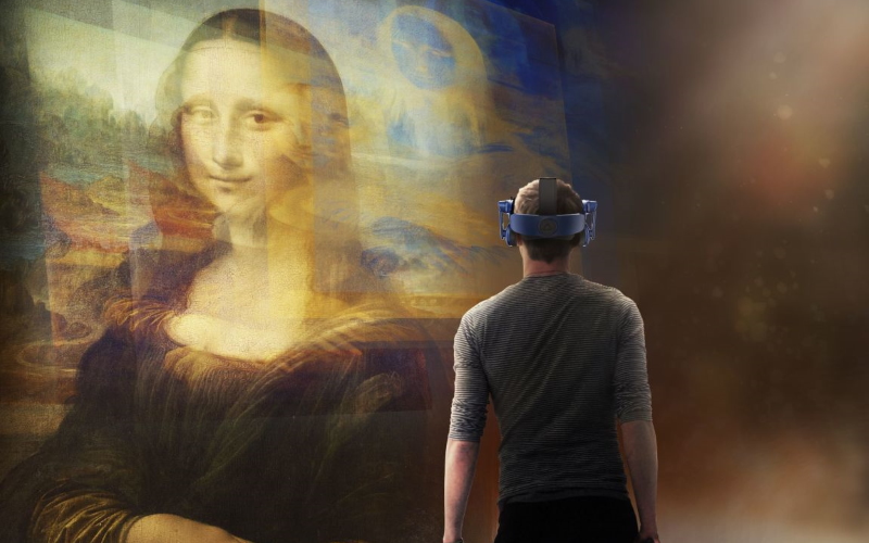 Проект "Мона Лиза: За пределами стекла" проходит в рамках выставки Леонардо да Винчи в Лувре.
