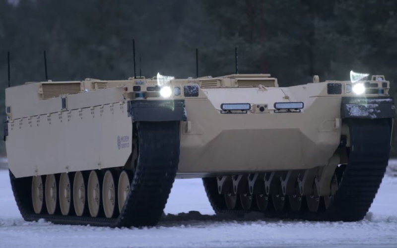 Боевая роботизированная бронемашина Type-X предназначена для поддержки основных боевых танков в полевых условиях.